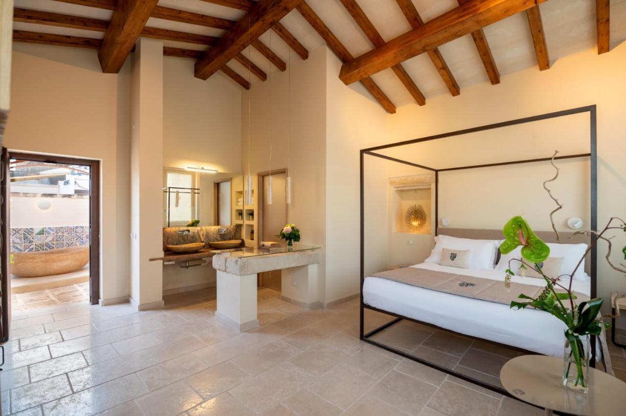 Pollicastro Boutique Hotel Lecce Bagian luar foto